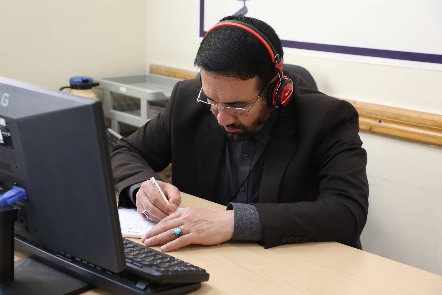 مدیرعامل شرکت آب منطقه ای اردبیل در مرکز ارتباطات مردمی «سامد» حضور یافت