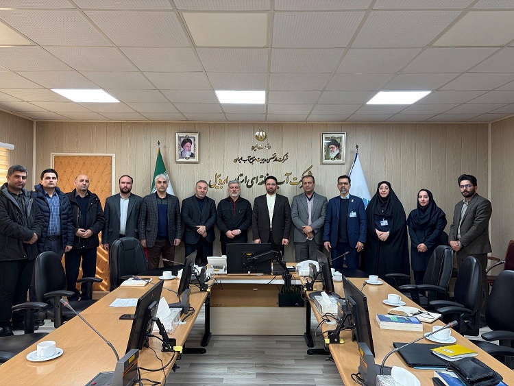 آیین افتتاحیه ارزیابی مدل ۳۴۰۰۰ تعالی منابع انسانی در شرکت آب منطقه‌ای اردبیل